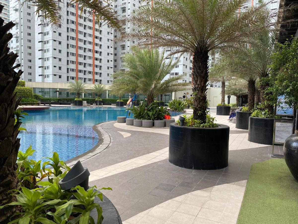 Appartamento Penthouse Perfection Air Makati Manila Esterno foto