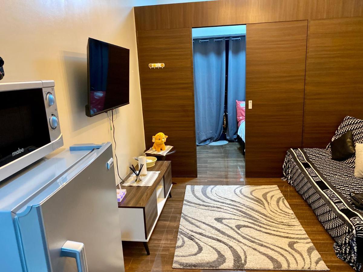 Appartamento Penthouse Perfection Air Makati Manila Esterno foto