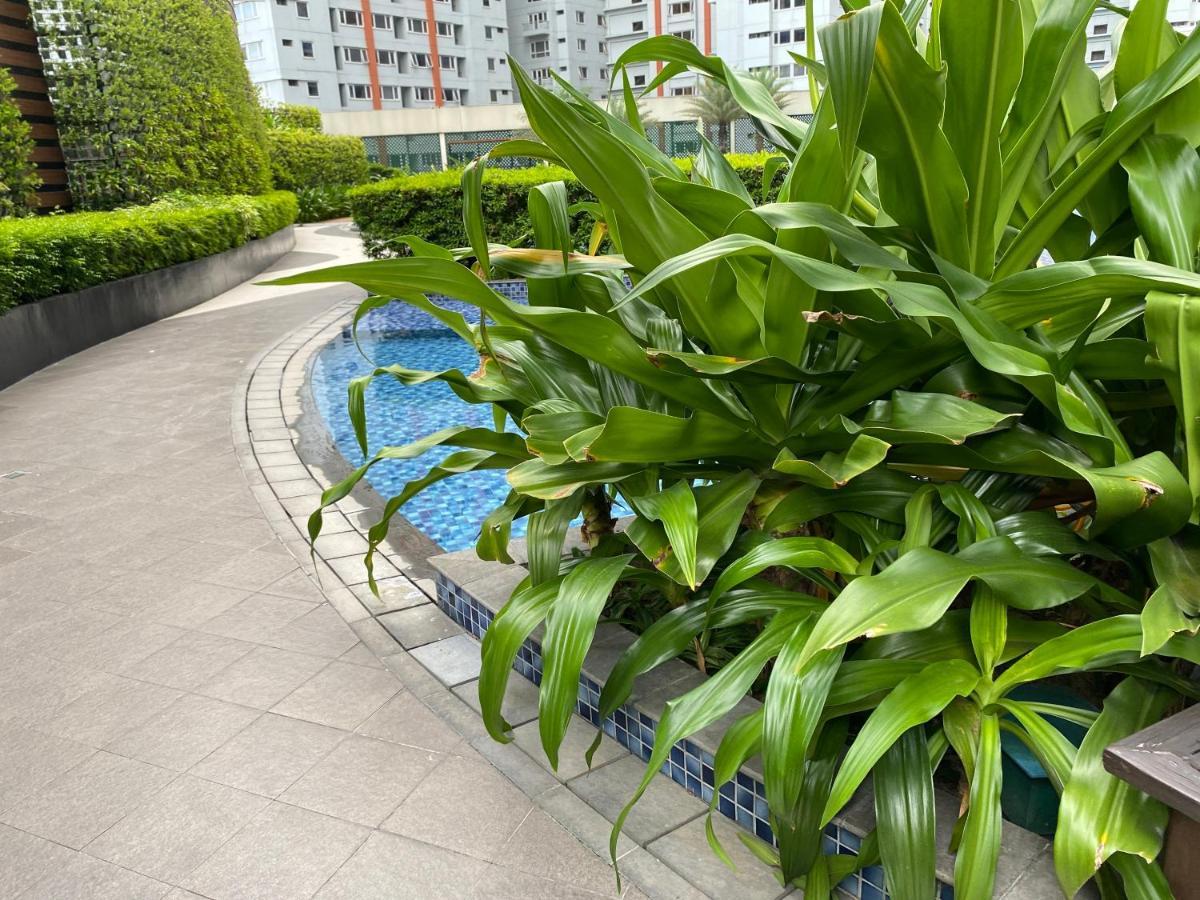Appartamento Penthouse Perfection Air Makati Manila Esterno foto