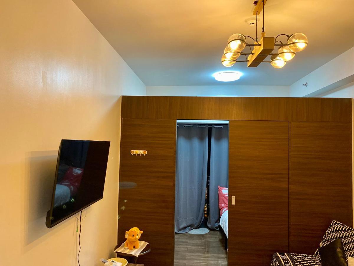 Appartamento Penthouse Perfection Air Makati Manila Esterno foto