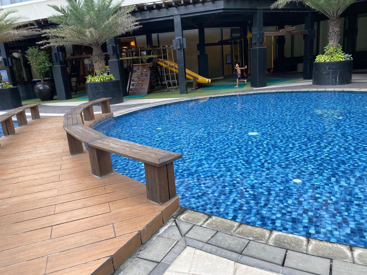 Appartamento Penthouse Perfection Air Makati Manila Esterno foto
