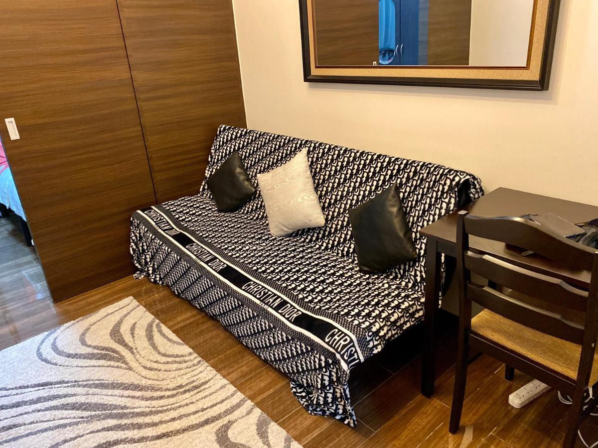Appartamento Penthouse Perfection Air Makati Manila Esterno foto
