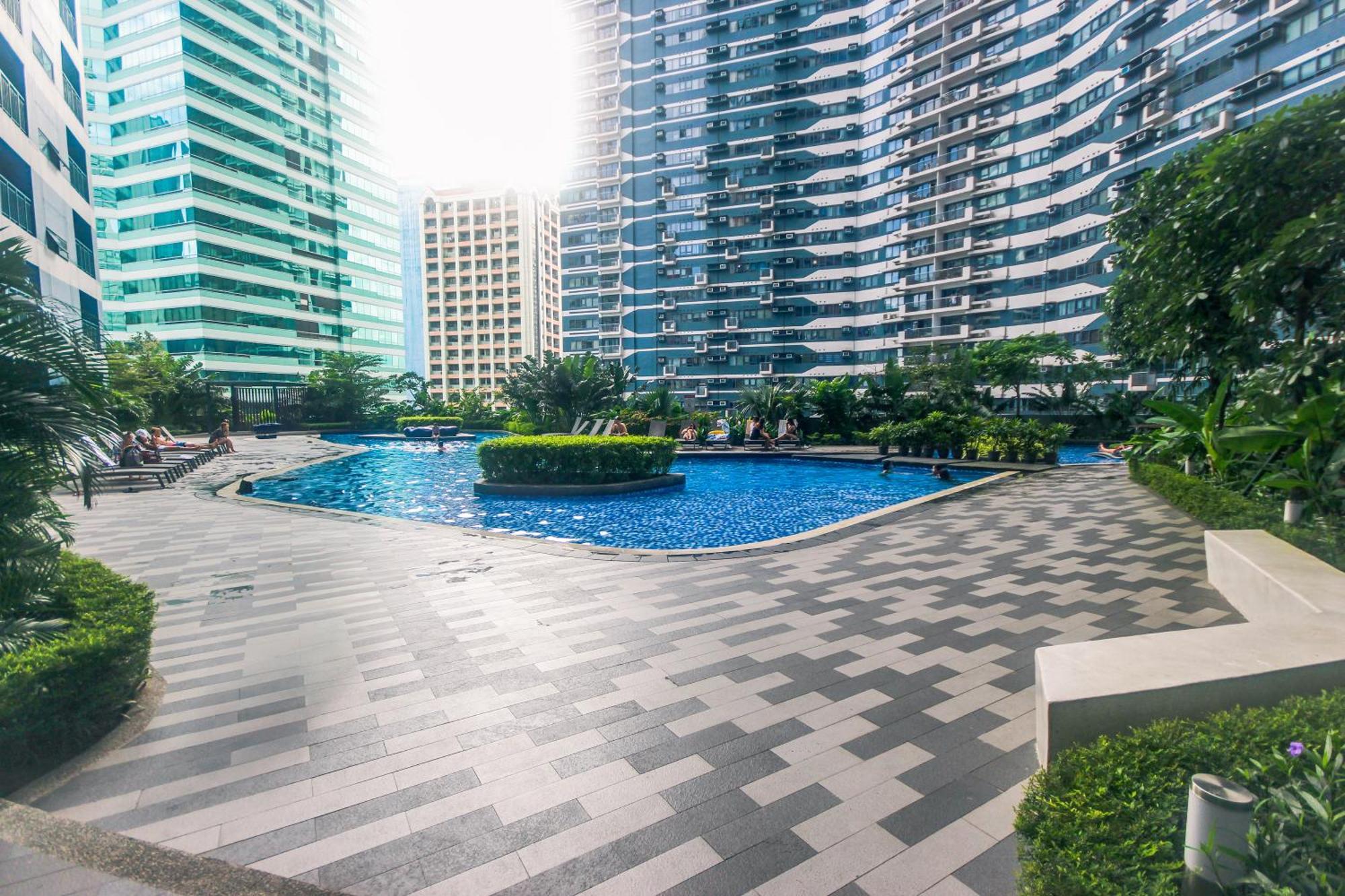 Appartamento Penthouse Perfection Air Makati Manila Esterno foto