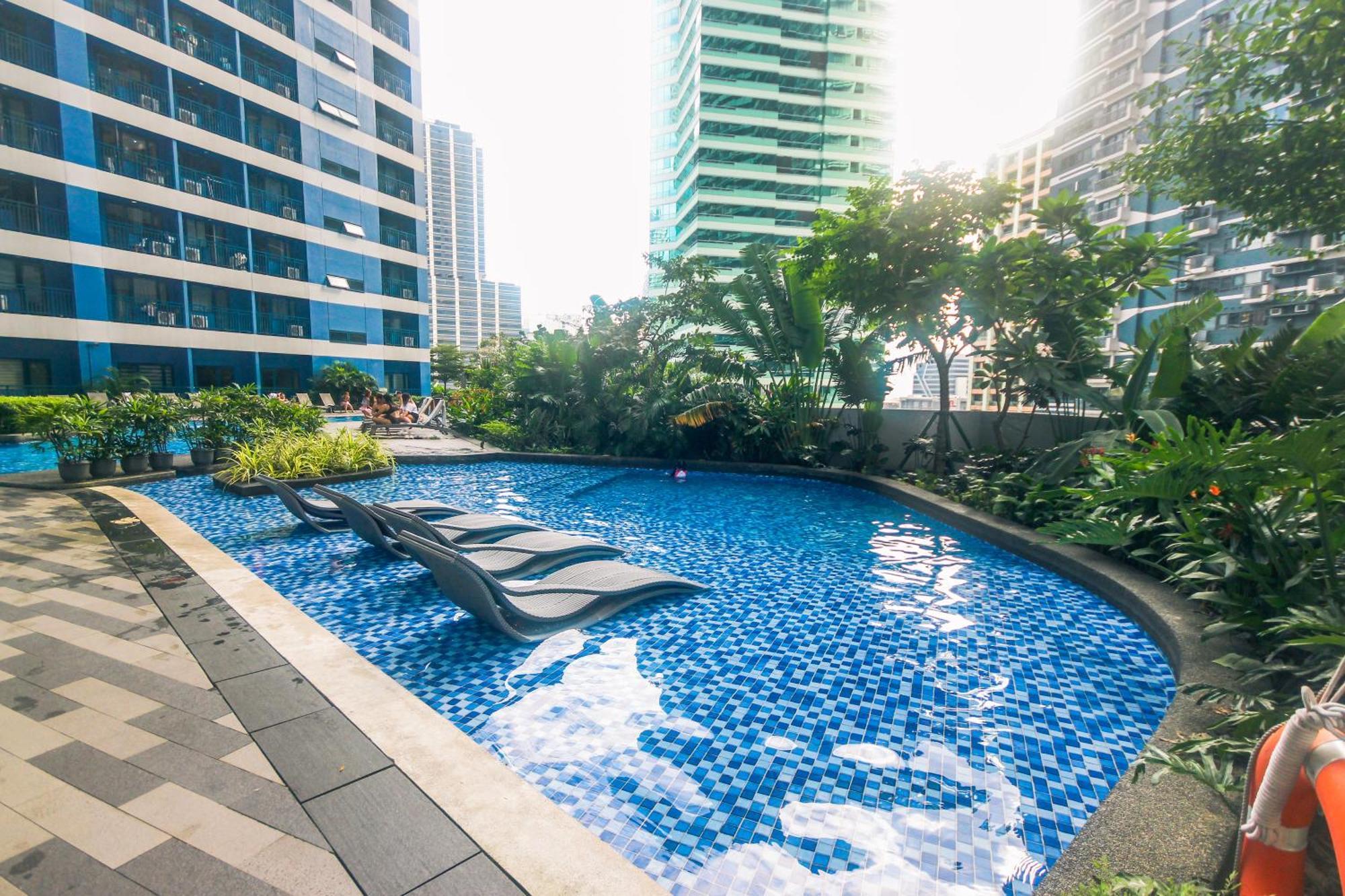 Appartamento Penthouse Perfection Air Makati Manila Esterno foto